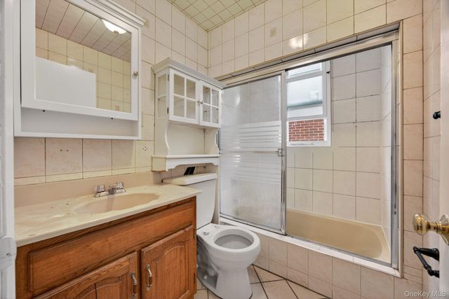 121-44 6th Avenue, College Point, NY 11356