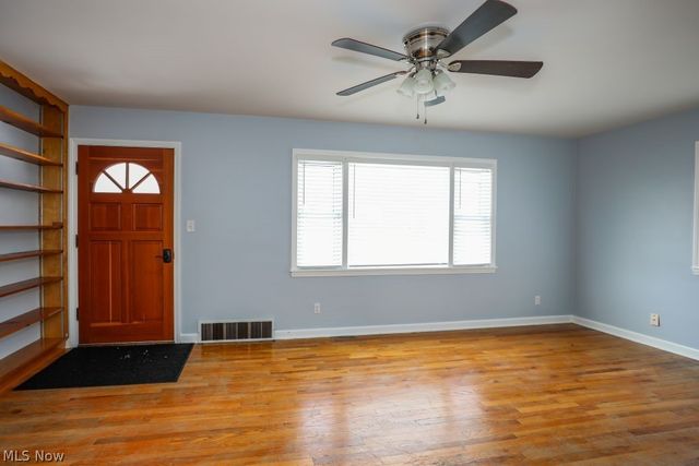 542 Sheldon Street, Ravenna, OH 44266