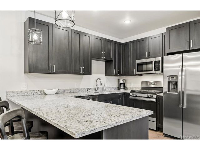 235 E La Bonte St 106, Dillon, CO 80435