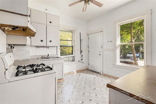 521 Birch Street, Saginaw, MI 48601