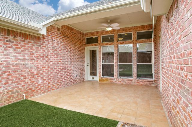 2921 Silvercrest Lane, Grapevine, TX 76051
