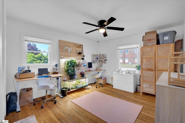 1 12th Street, Greer, SC 29651