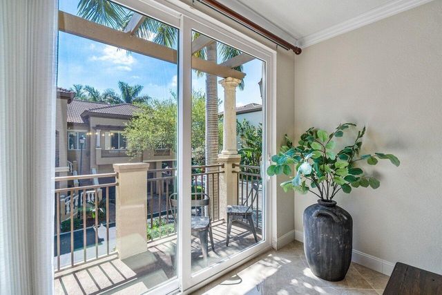 3018 Waterside Circle, Boynton Beach, FL 33435