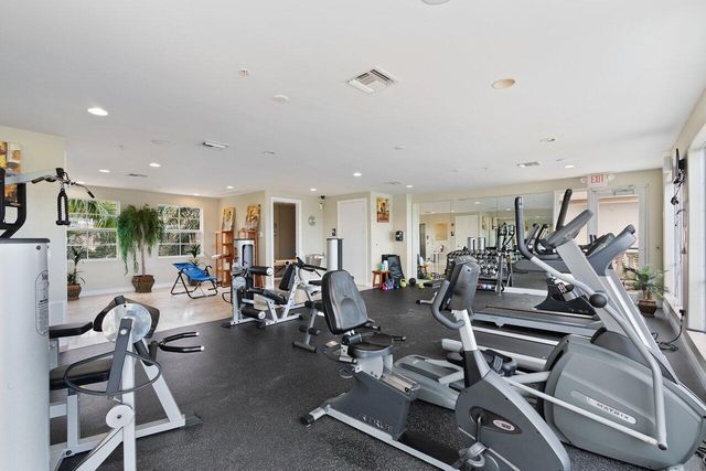 3018 Waterside Circle, Boynton Beach, FL 33435