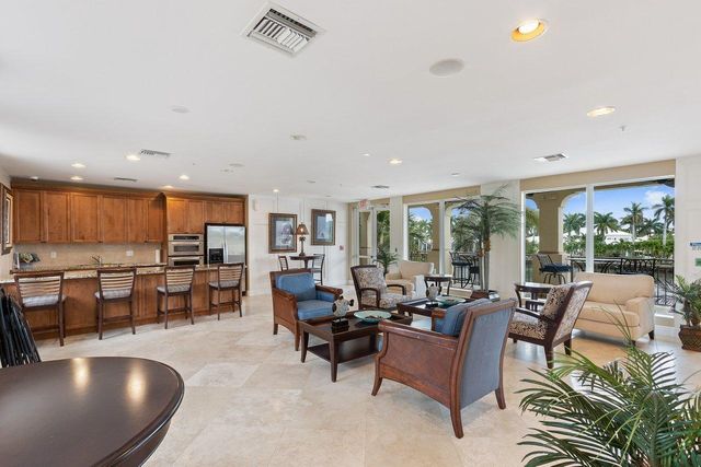 3018 Waterside Circle, Boynton Beach, FL 33435