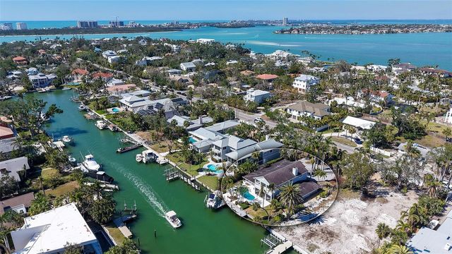 732 SIESTA DRIVE, Sarasota, FL 34242