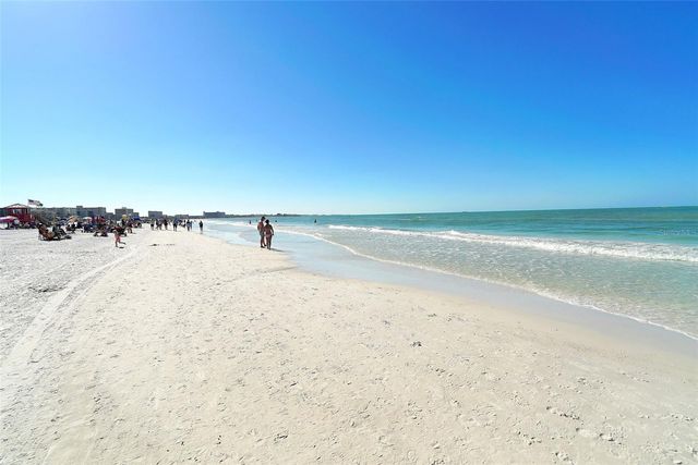 732 SIESTA DRIVE, Sarasota, FL 34242