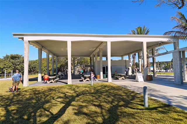 732 SIESTA DRIVE, Sarasota, FL 34242