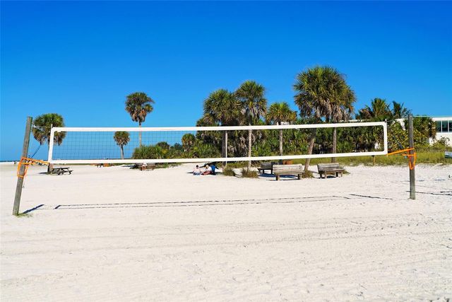 732 SIESTA DRIVE, Sarasota, FL 34242