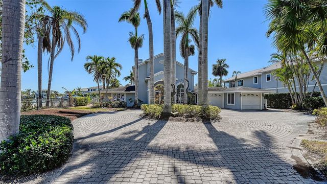 732 SIESTA DRIVE, Sarasota, FL 34242