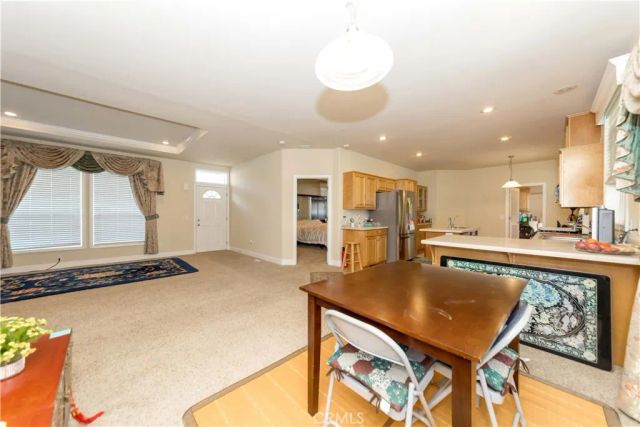 15 Pine Via, Anaheim, CA 92801