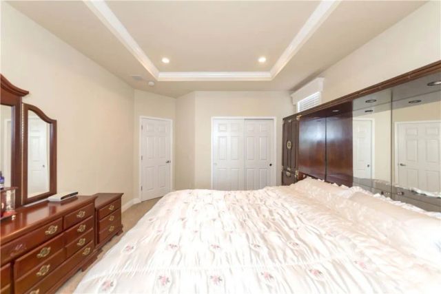 15 Pine Via, Anaheim, CA 92801