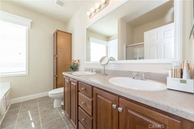 15 Pine Via, Anaheim, CA 92801