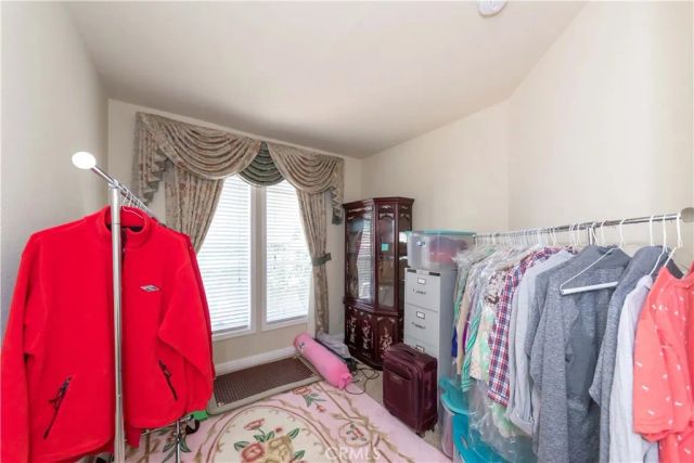 15 Pine Via, Anaheim, CA 92801