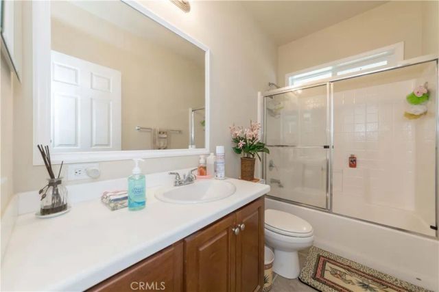 15 Pine Via, Anaheim, CA 92801