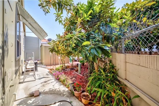 15 Pine Via, Anaheim, CA 92801