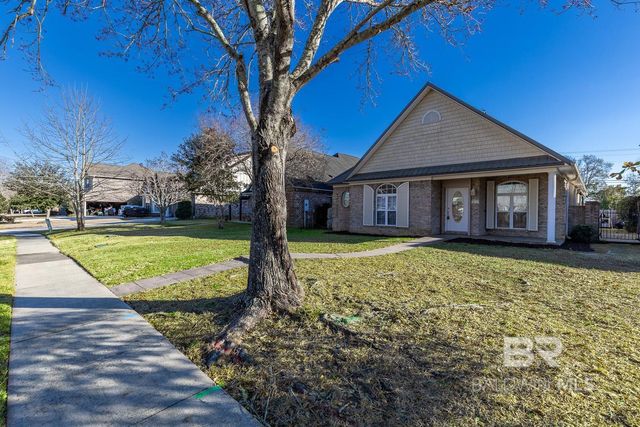 214 Hawthorne Circle, Fairhope, AL 36532