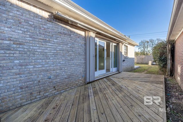 214 Hawthorne Circle, Fairhope, AL 36532