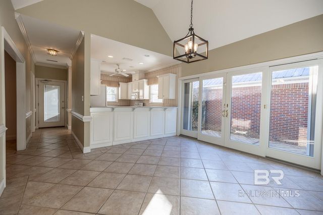 214 Hawthorne Circle, Fairhope, AL 36532