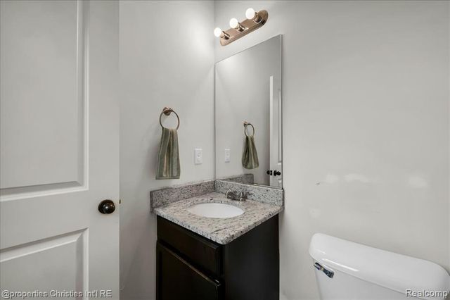 13661 Stamford Road, Van Buren Twp, MI 48111