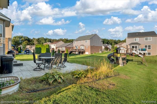 13661 Stamford Road, Van Buren Twp, MI 48111