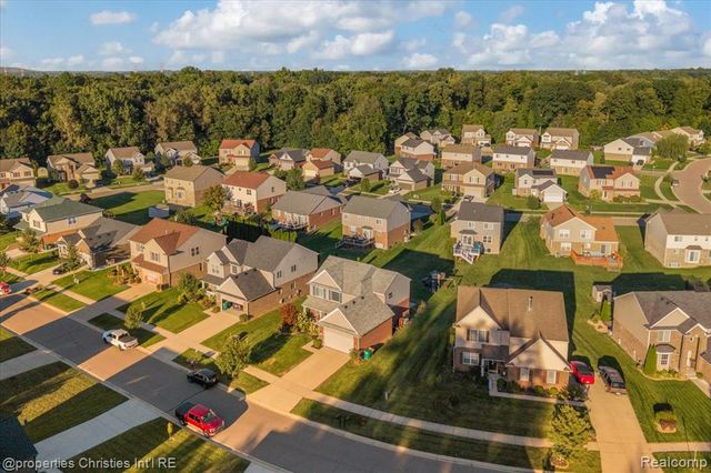 13661 Stamford Road, Van Buren Twp, MI 48111