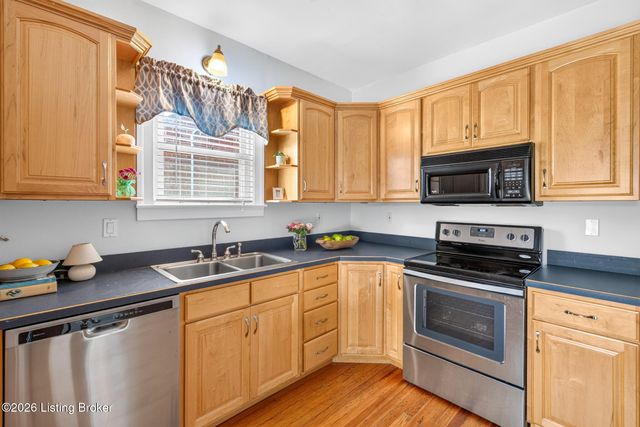 961 Eastern Pkwy, Louisville, KY 40217