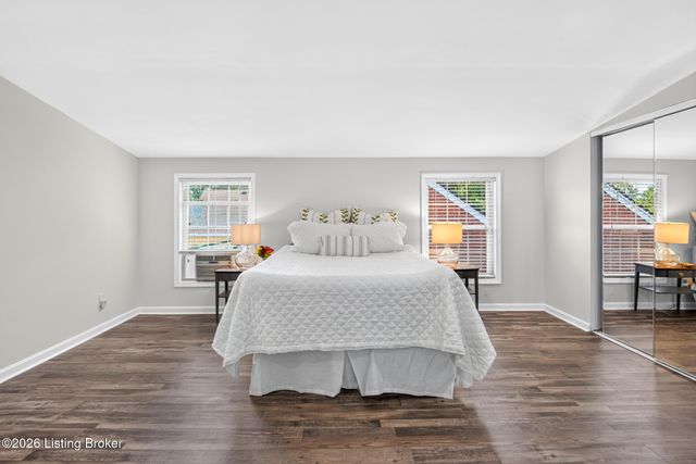 961 Eastern Pkwy, Louisville, KY 40217