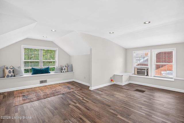 961 Eastern Pkwy, Louisville, KY 40217