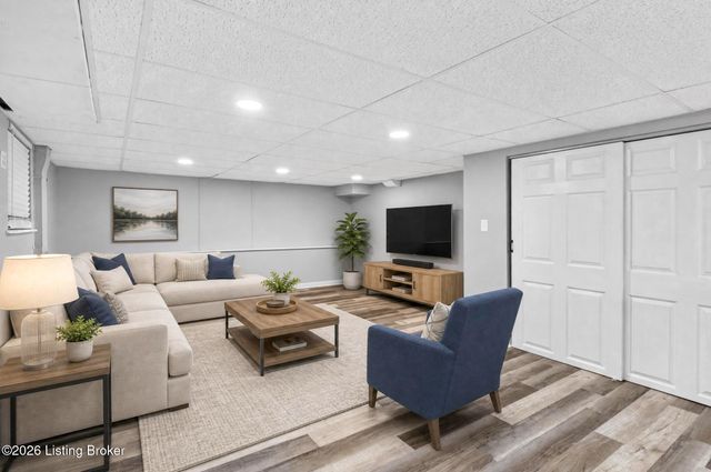 961 Eastern Pkwy, Louisville, KY 40217