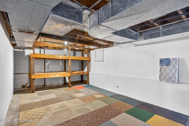 961 Eastern Pkwy, Louisville, KY 40217