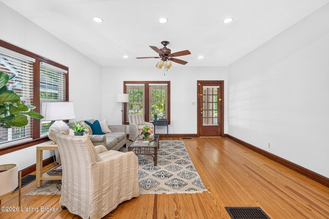 961 Eastern Pkwy, Louisville, KY 40217