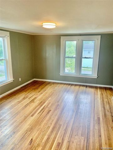 111 Kibbee Street, Mt. Clemens, MI 48043