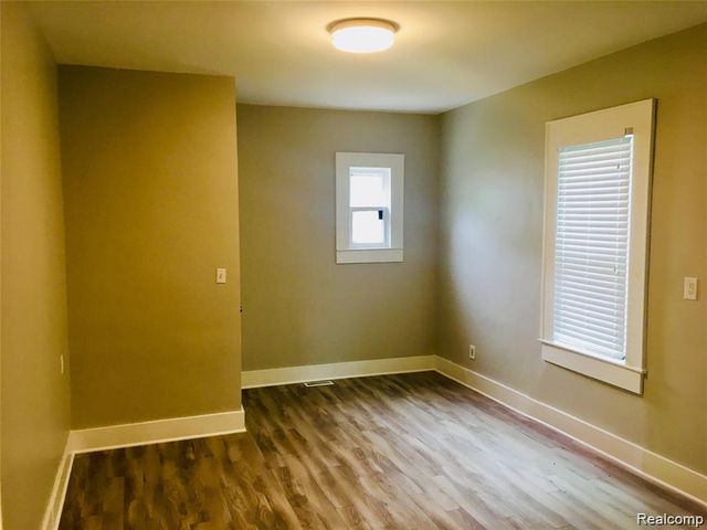 111 Kibbee Street, Mt. Clemens, MI 48043