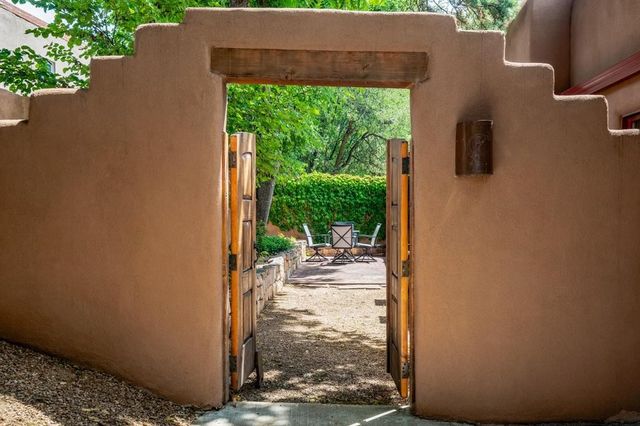815 E Alameda 2, Santa Fe, NM 87501