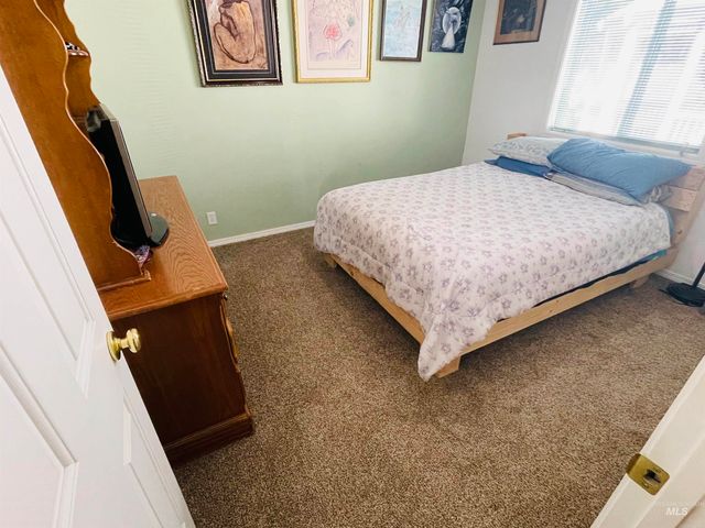 1293 Alameda Dr., Ontario, OR 97914