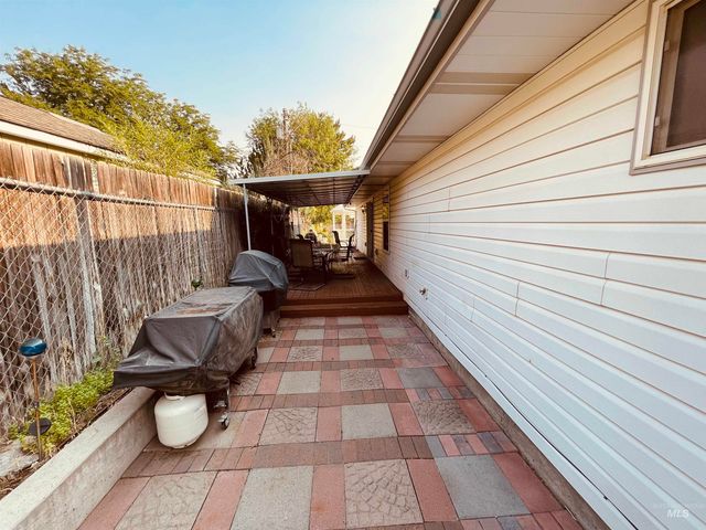 1293 Alameda Dr., Ontario, OR 97914
