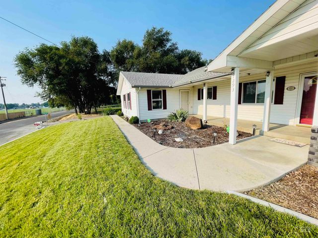 1293 Alameda Dr., Ontario, OR 97914