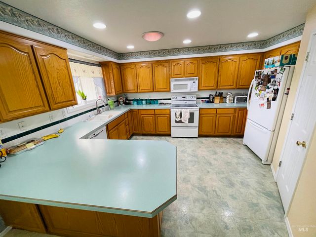 1293 Alameda Dr., Ontario, OR 97914