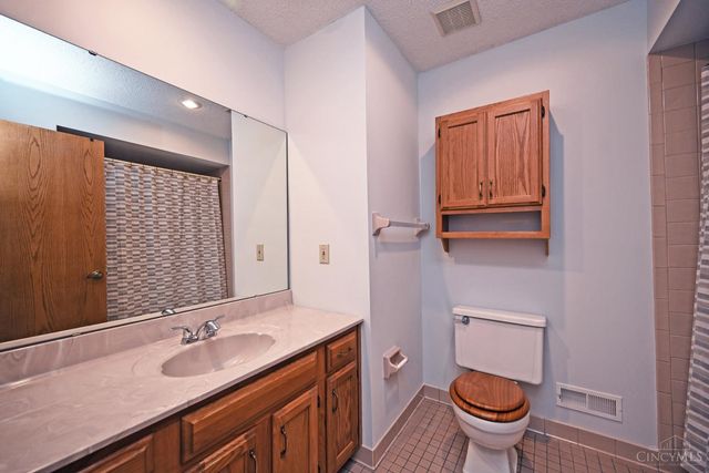 7231 Deer Hollow Drive, West Chester, OH 45069