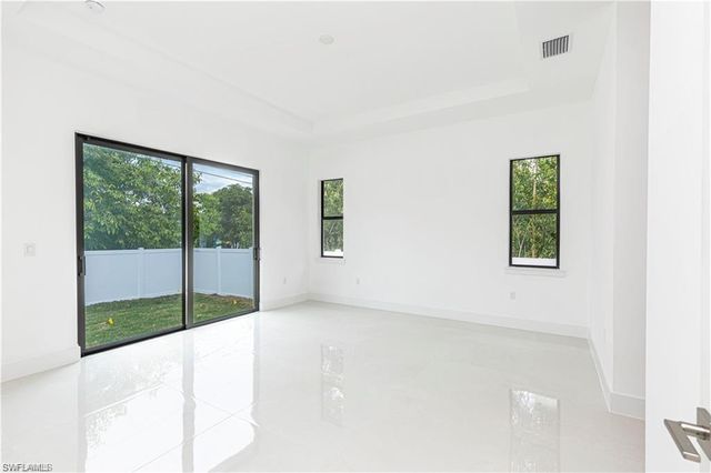 3098 Pine Tree DR, Naples, FL 34112
