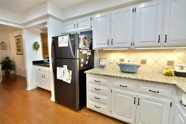 9012 Bontura Road, Granbury, TX 76049