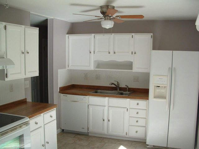 38 Westview Drive, Johnstown, OH 43031