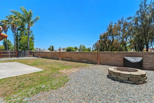 25177 Calle De Tres Amigos, Murrieta, CA 92563