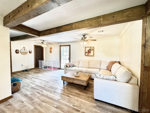 428936 E 1131 Road, Porum, OK 74455