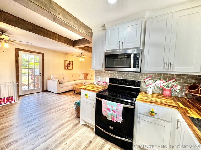 428936 E 1131 Road, Porum, OK 74455