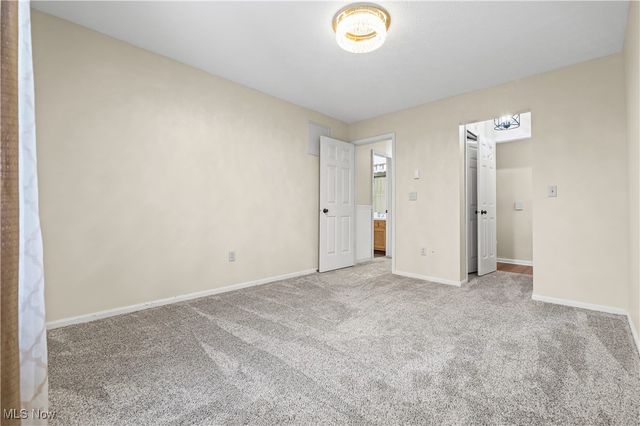 5279 Creekside Boulevard V43, Brunswick Hills, OH 44212