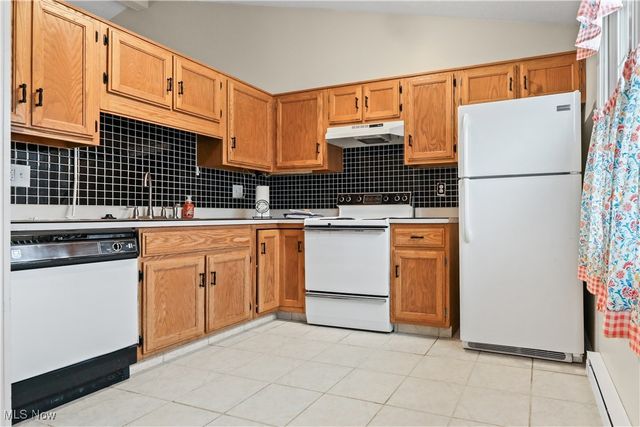 5279 Creekside Boulevard V43, Brunswick Hills, OH 44212