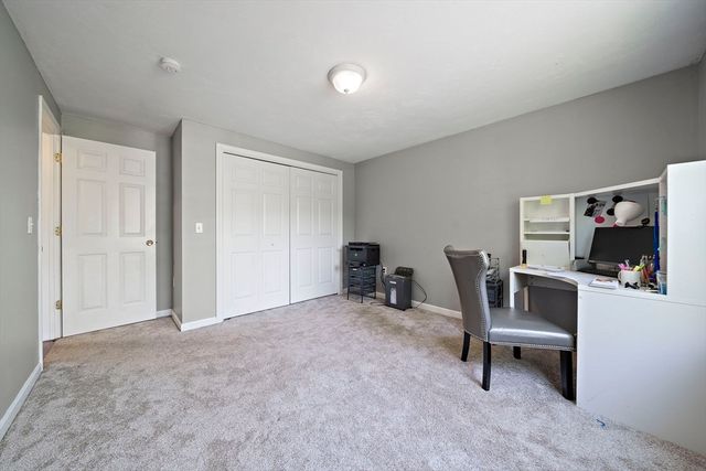 96 Central St, Abington, MA 02351