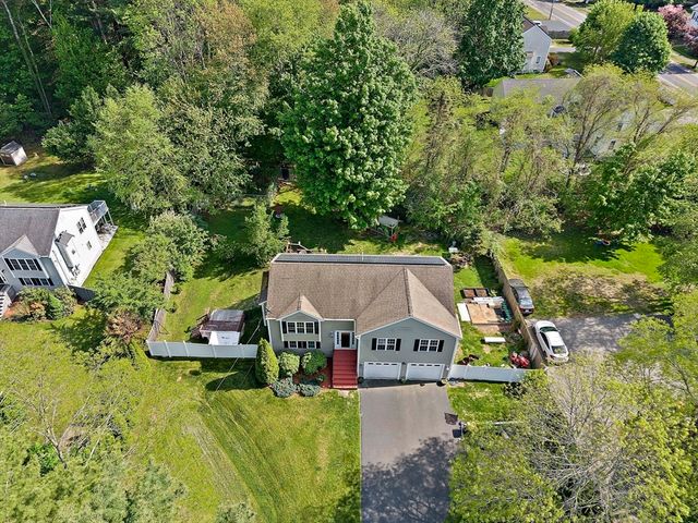 96 Central St, Abington, MA 02351